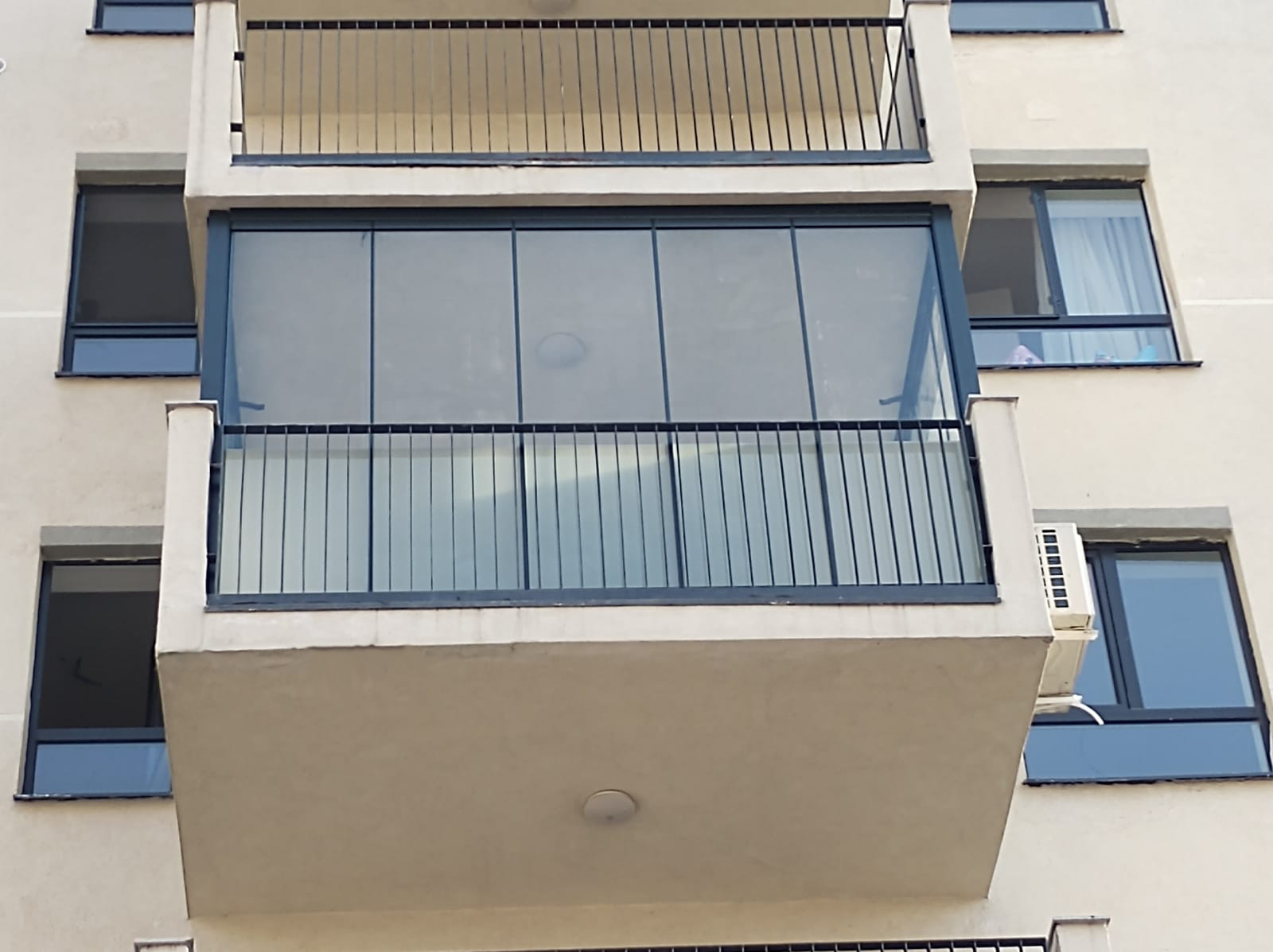 (P) Bucură-te de balconul tău indiferent de anotimp cu ajutorul acestui sistem modern
