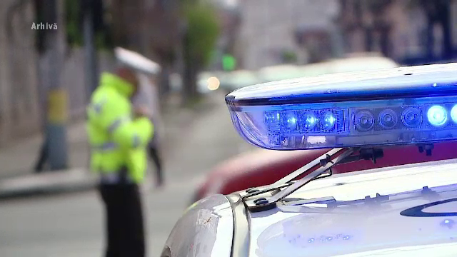 O refugiată din Ucraina a făcut accident cu mașina în care se aflau și fetițele ei. Șapte oameni au fost răniți