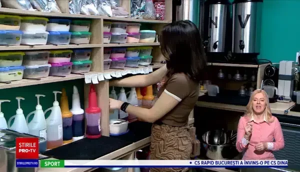 5 din 10 români consumă mai mult ceai decât înainte de pandemie. Cafeaua a fost lăsată în urmă