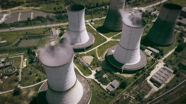 Liberalizarea a scos gunoiul de sub preș în Energie. Românii plătesc pentru eșecul politicienilor într-un domeniu vital