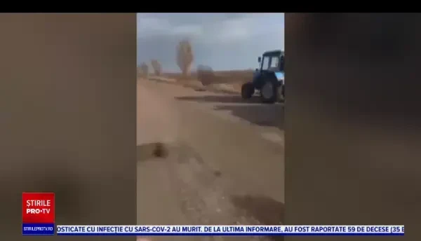 Un tanc rusesc a fost furat de romii din sudul Ucrainei. Hoții au tras mașina de luptă cu un tractor