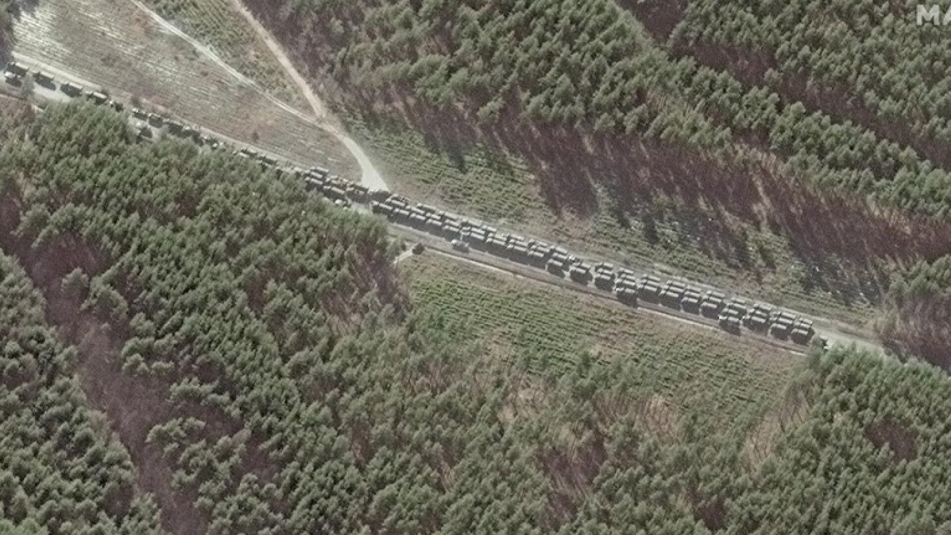 Convoi de tancuri ruseşti pe 64 de kilometri se îndreaptă spre Kiev