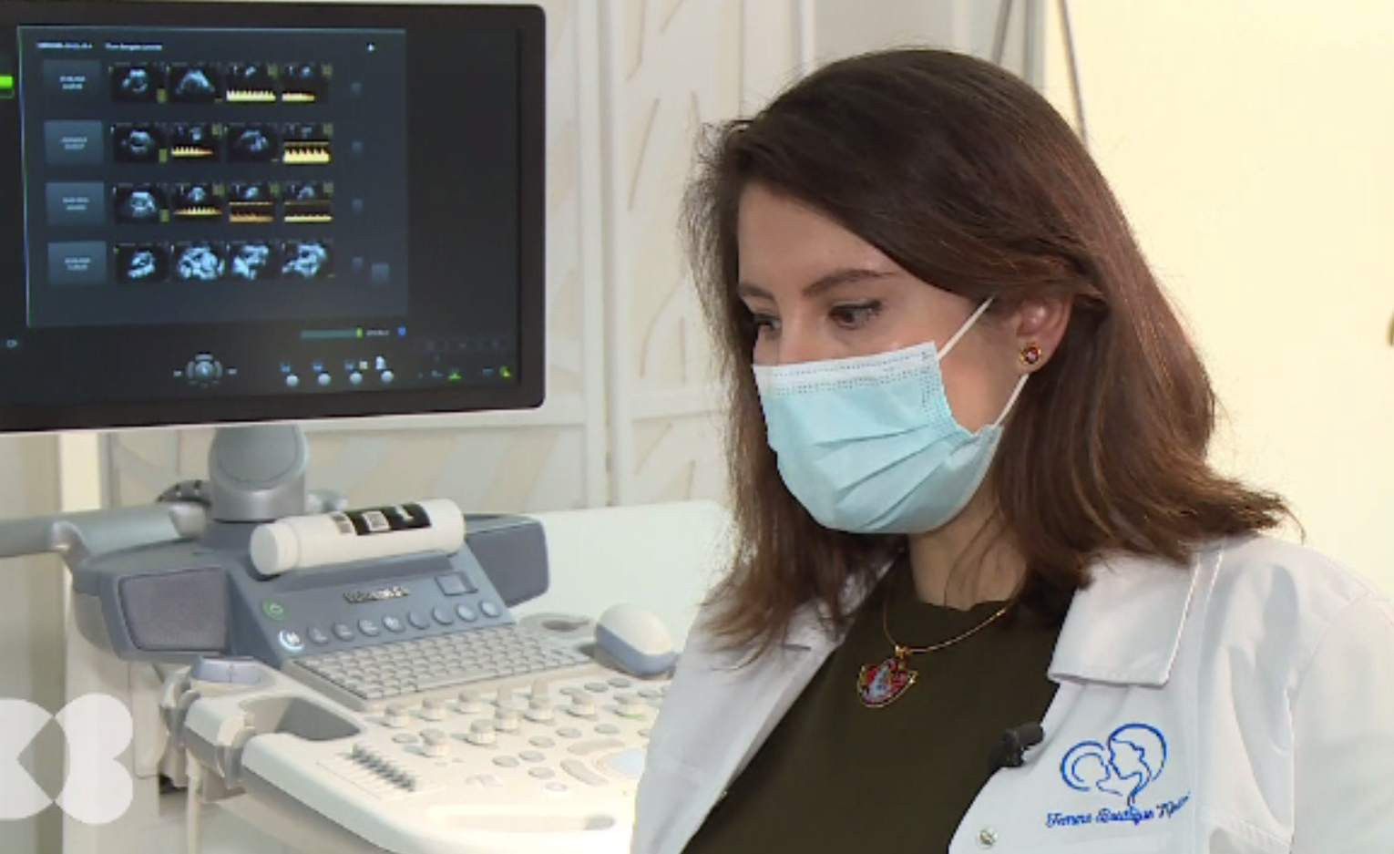 De ce trebuie să meargă femeile la medicul ginecolog mai des la vârsta a doua. Avertismentul specialiștilor