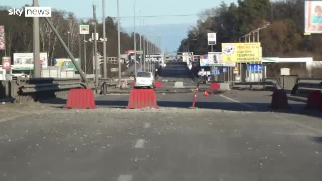 Echipă de la Sky News, prinsă într-o ambuscadă în Ucraina. Reporterul a fost rănit, cameramanul salvat de vesta antiglonţ