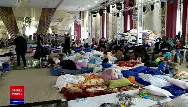 Românii care vor găzdui refugiați vor primi 20/lei pe zi pentru hrană. Pentru hoteluri, suma ajunge la 100 de lei pe noapte