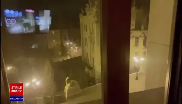 Ruşii fac prăpad în calea lor: “Caută prin case, distrug mașinile. Iau tot ce găsesc în cale. Unii chiar se distrează”