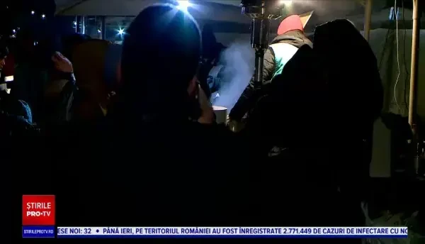 Mii de persoane au continuat să intre în România. ”Am lăsat tot. Nici nu știu unde plecăm”