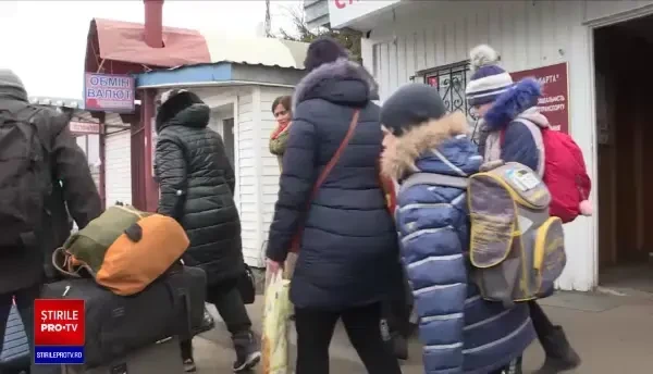 Criza umanitară capătă proporții: ucrainenii nu mai au apă, hrană și medicamente.