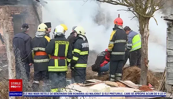 Tragedie în județul Mureș. Două fetițe au fost cuprinse de flăcări în timp ce se jucau în fânar