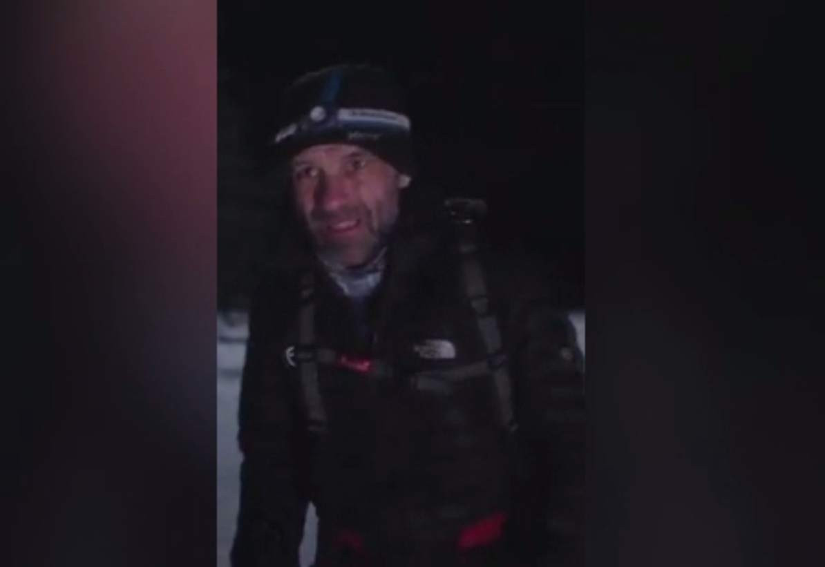 Ultra-maratonistul Tibi Ușeriu, din nou învingător. A terminat o cursă de 500 de km la Cercul Polar