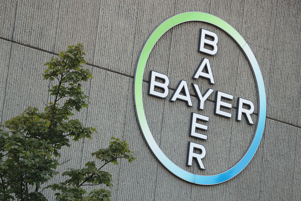 Bayer suspendă publicitatea și investițiile în Rusia. Gigantul farmaceutic explică de ce nu poate stopa livrarea de produse