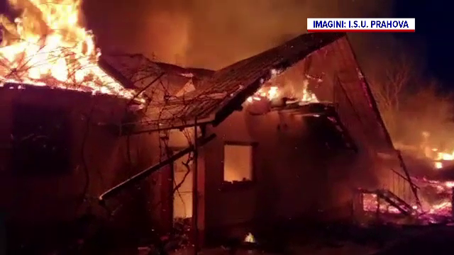 Două case din Prahova, cuprinse de flăcări. Familiile au acum nevoie de ajutor, pentru că au rămas pe drumuri