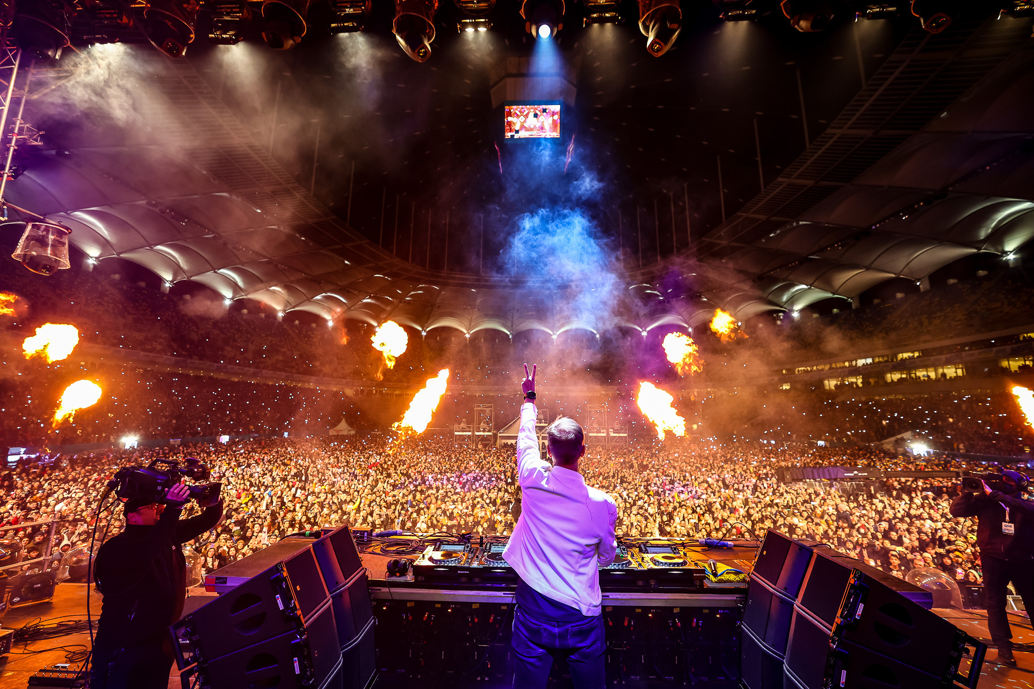 Seară plină de emoții la concertul caritabil WE ARE ONE. 3,7 milioane de lei se vor duce către ucraineni