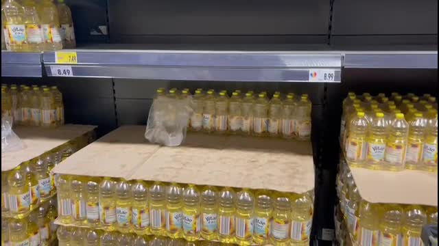 Consiliul Concurenței: Producătorii români de ulei, unt și zahăr s-ar fi înțeles să scumpească produsele