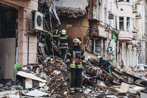 Șapte morți în bombardamentele rusești asupra regiunii Harkov, din nord-estul Ucrainei