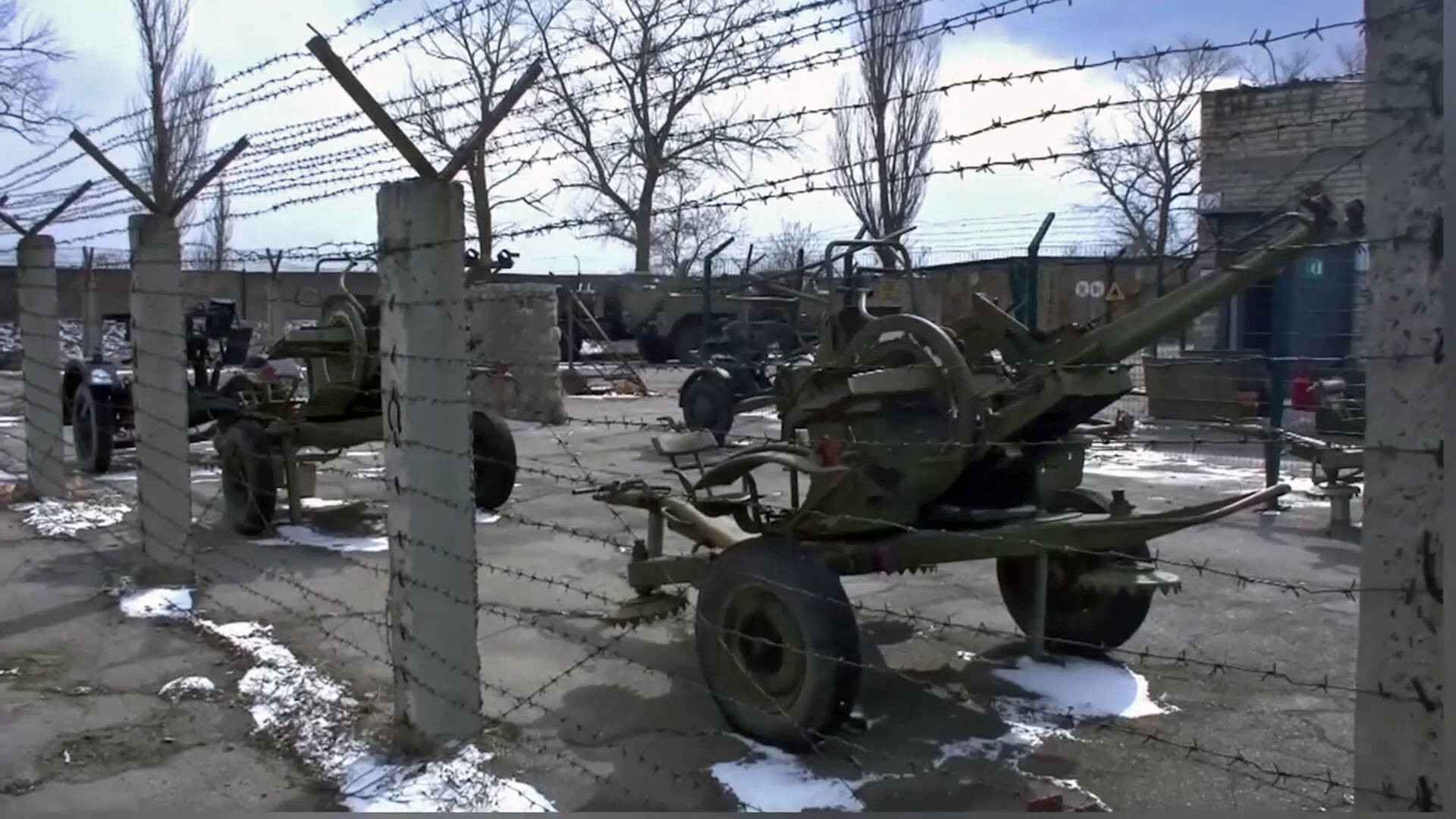 Lista cerințelor Ucrainei pentru SUA: Sisteme antiaeriene, drone kamikaze și elicoptere