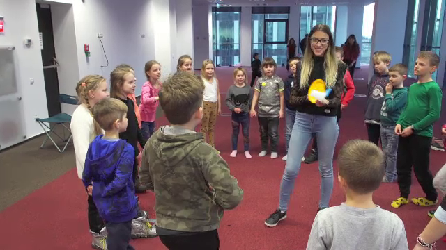 Copiii veniți din Ucraina s-au înscris în școlile și grădinițele de la noi. Au învățat deja primele cuvinte în limba română