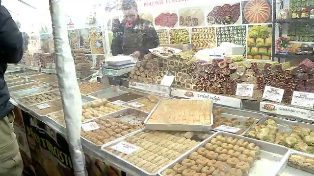 Preparatele delicioase care au scos oamenii afară din case la 0 grade, în Craiova. Ce este kavurma de vită