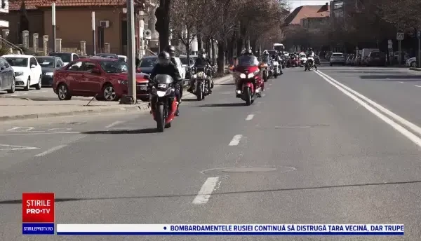 Tot mai mulți români aleg să meargă pe motocicletă: ”Nu suntem niște derbedei”