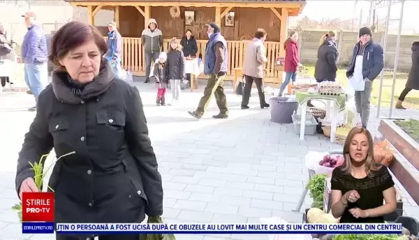 Un nou concept în România: piață cu produse tradiționale chiar în curtea bisericii