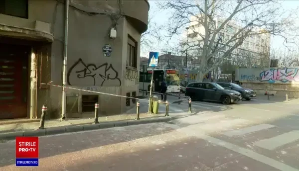 Rafale de vânt puternice au măturat sud-estul ţării şi au ridicat în atmosferă o cantiate imensă de praf