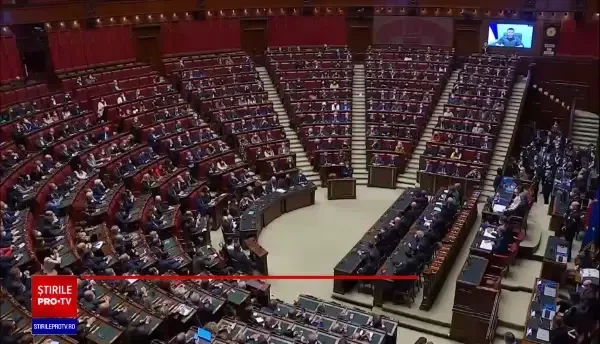 În condițiile în care țara sa este sfârtecată de bombe, Zelenski a cerut și mai multe sancțiuni occidentale împotriva Rusiei