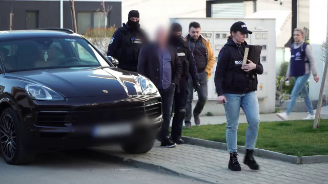 Un om de afaceri din Arad și-ar fi spionat soția luni de zile cu ajutorul tehnologiei