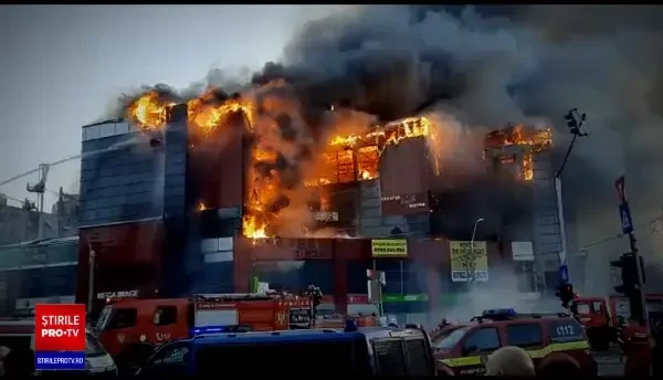 Un aparat industrial de aer condiţionat, factorul declanșator al incendiului de la centrul comercial din Rahova