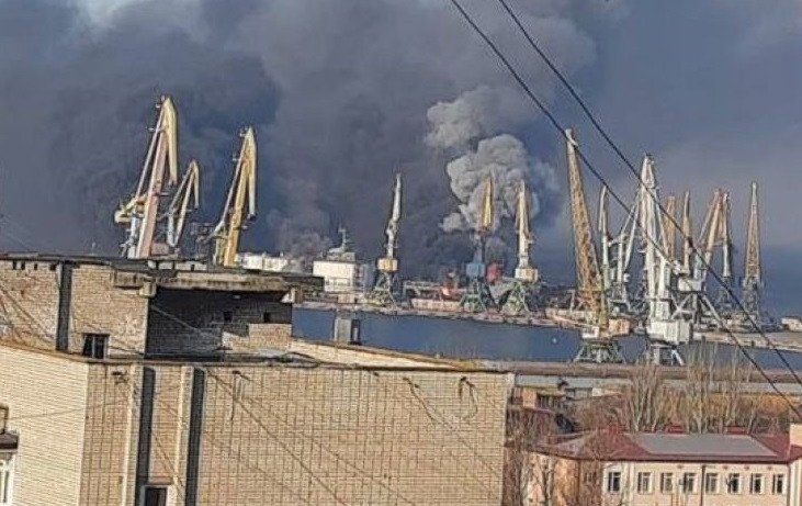 VIDEO Portul din Berdeansk este în flăcări. Majoritatea incendiilor de lângă Cernobîl au fost stinse