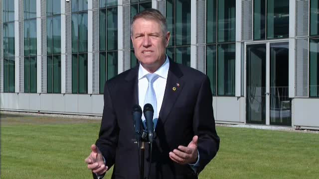 Iohannis: ”NATO a aprobat grupul de luptă în România. Românii sunt în siguranţă”