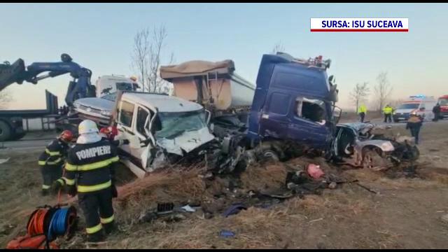 Accident îngrozitor, cu doi morți, în Suceava. Un autoturism și o autoutilitară s-au ciocnit cu un TIR