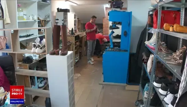 Atelierele de reparații pentru încălțăminte sau mobilă veche, tot mai căutate de români