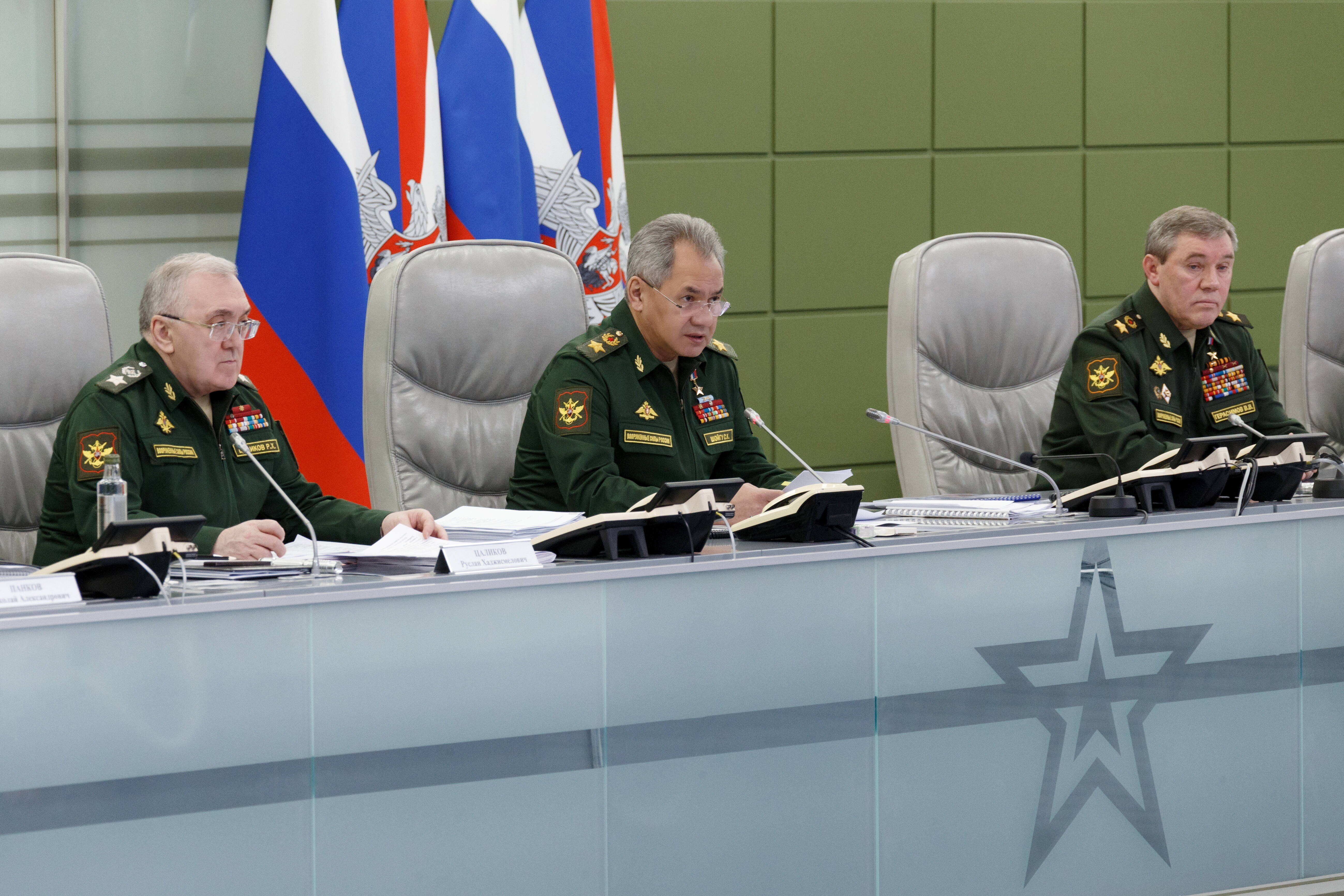 Serghei Şoigu: Rusia şi-a îndeplinit obiectivele ale primei etape ale invaziei. Armata rusă va trece la eliberarea Donbasului