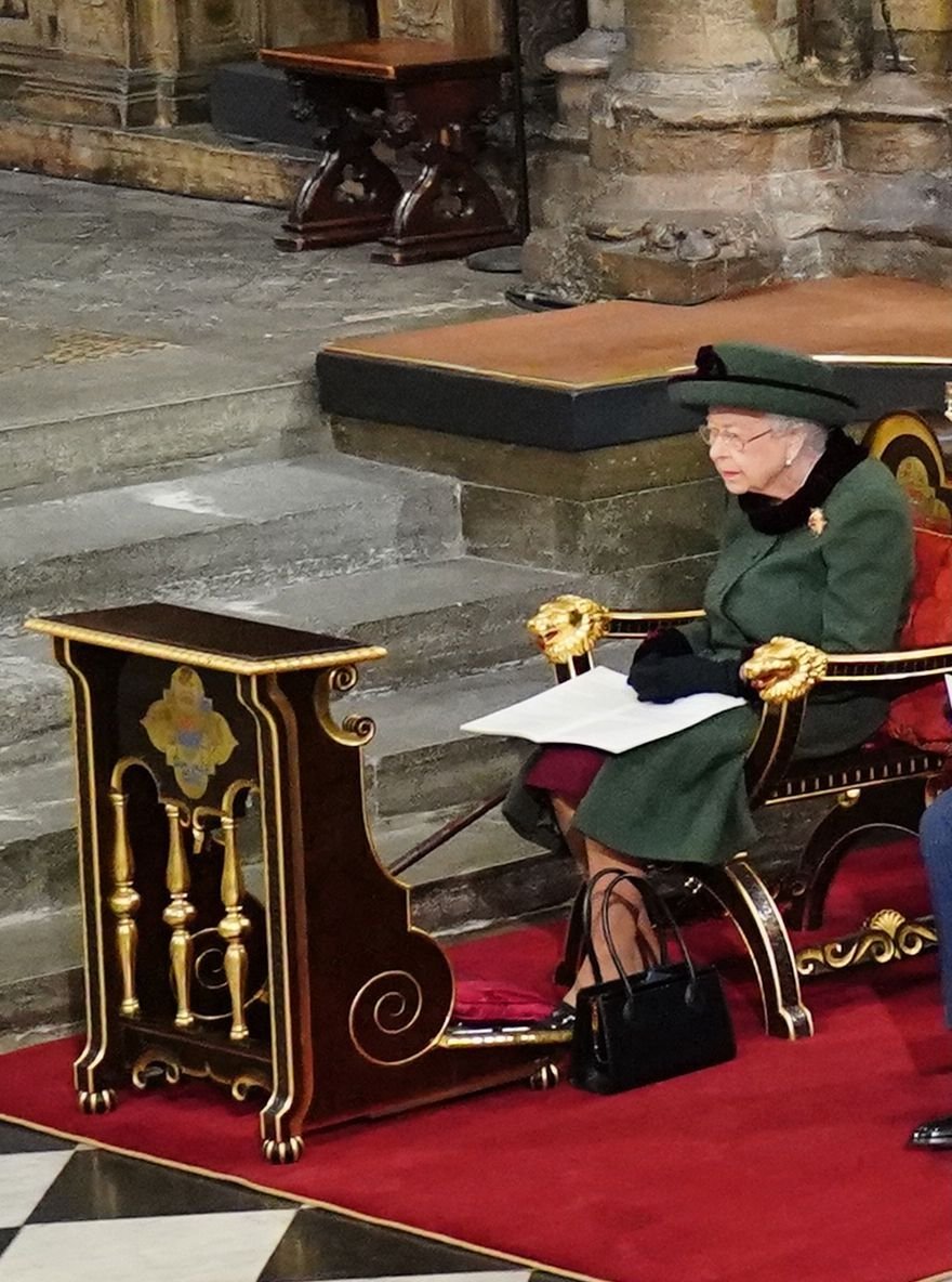 Regina Elisabeta a II-a a participat la o ceremonie religioasă &icirc;n memoria soțului ei, prințul Philip. GALERIE FOTO
