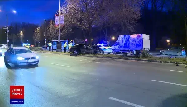 ANIMAȚIE GRAFICĂ. Un tânăr de 21 de ani a murit după ce nu ar fi primit prioritate de la un șofer de 70 de ani