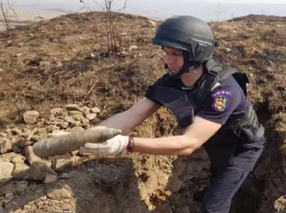 Muniție de război distrusă în Harghita. Ce proiectile au găsit localnicii