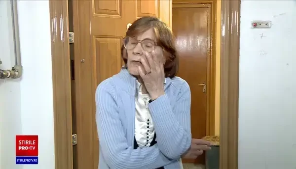 Trei bărbați au sunat un pensionar și l-au convins să le dea 60.000 de euro și 60.000 de lei. Ce i-au spus la telefon