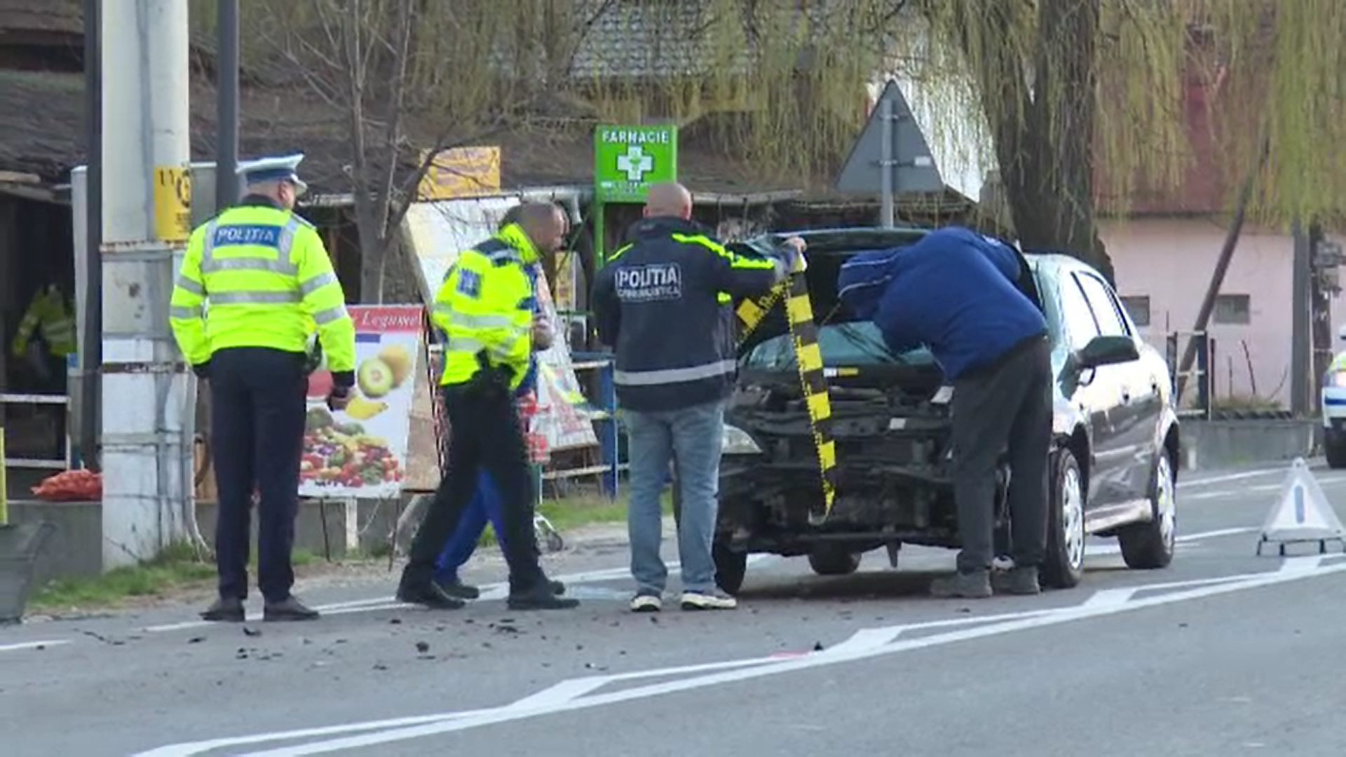 Carambol în judeţul Argeş. Doi oameni au ajuns la spital şi trei maşini au fost avariate