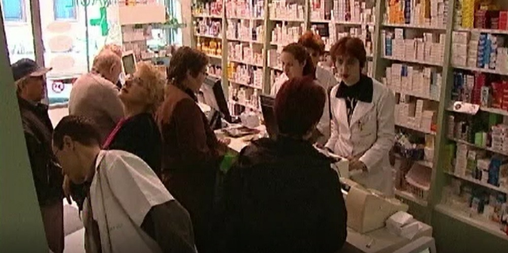 Femeile din România sunt mai bolnave decât bărbații. Cu cât a scăzut speranța la o viață sănătoasă a acestora