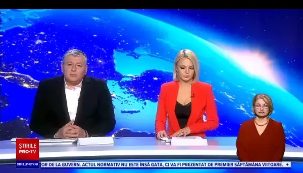 Un bărbat a murit după ce a intrat cu mașina în Ambasada Rusiei și s-a autoincendiat