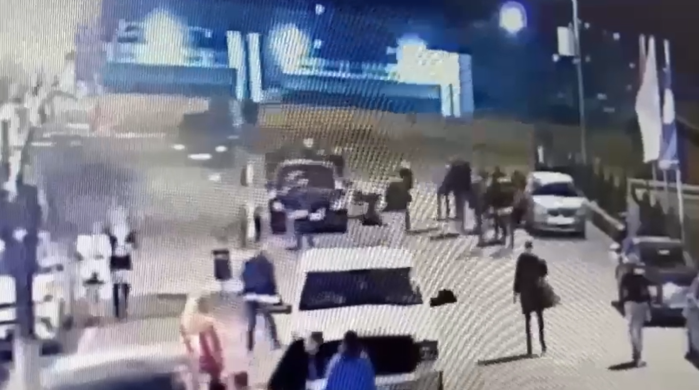 Un tânăr de 30 de ani a murit, după ce a fost bătut cu bestialitate, în Târgu Mureș