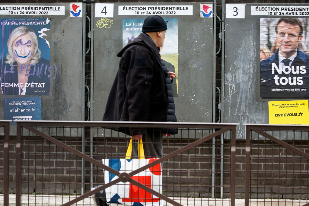 Alegeri în Franța. Votul pentru alegerile prezidențiale a început în teritoriile franceze de peste mări