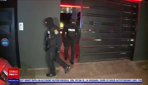 Descinderi acasă la fostul iubit al Biancăi Drăgușanu. Milionarul ar fi sechestrat două femei