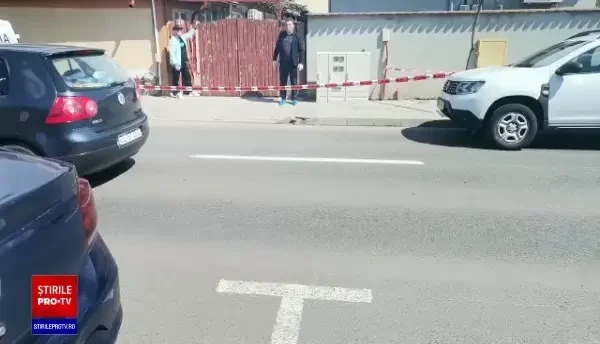 Dublă crimă în Călăraşi. Un bărbat și fiica sa au fost găsiţi înjunghiaţi în casă. VIDEO