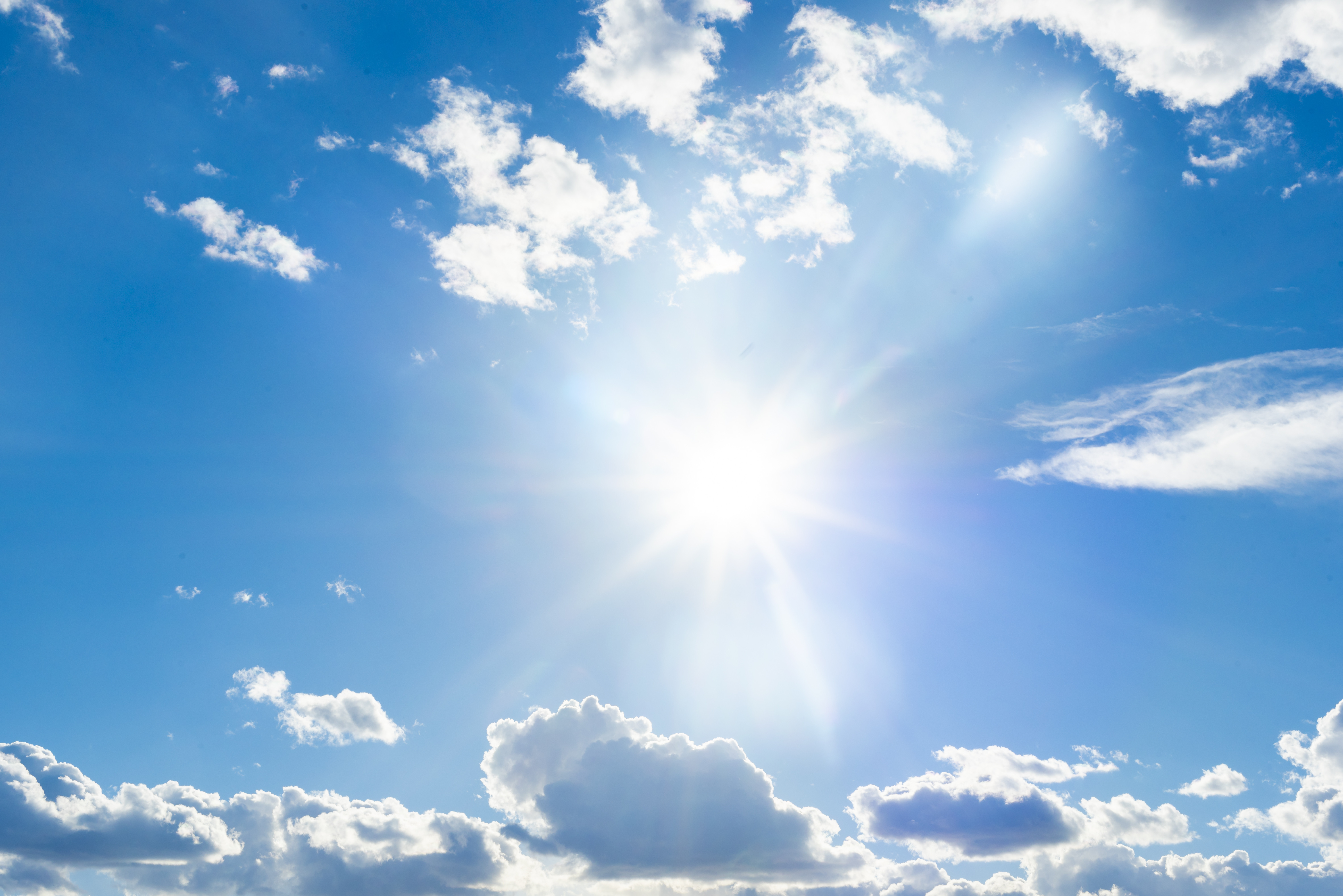 Vremea astăzi, 11 mai. Se încălzește la nivelul întregii țări și vom avea temperaturi ridicate pentru această perioadă