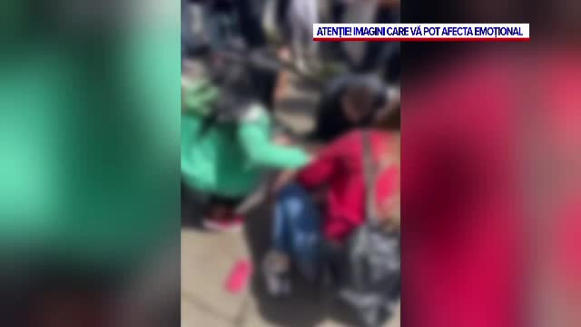 Un elev a fost bătut de un coleg până și-a pierdut cunoștință, în fața liceului în care învață