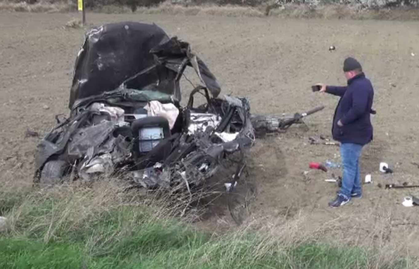 Accident deosebit de grav în Bacău, cu trei morți. Doi au fost decapitați