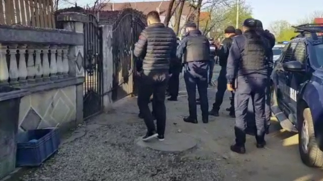 Descinderi de amploare în Dâmbovița. Garda de Mediu a stricat afacerile celor care ard ilegal deșeuri