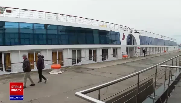 Prima navă de croazieră din acest an a acostat în portul Constanța. Peste 120 de turiști străini au ajuns în România