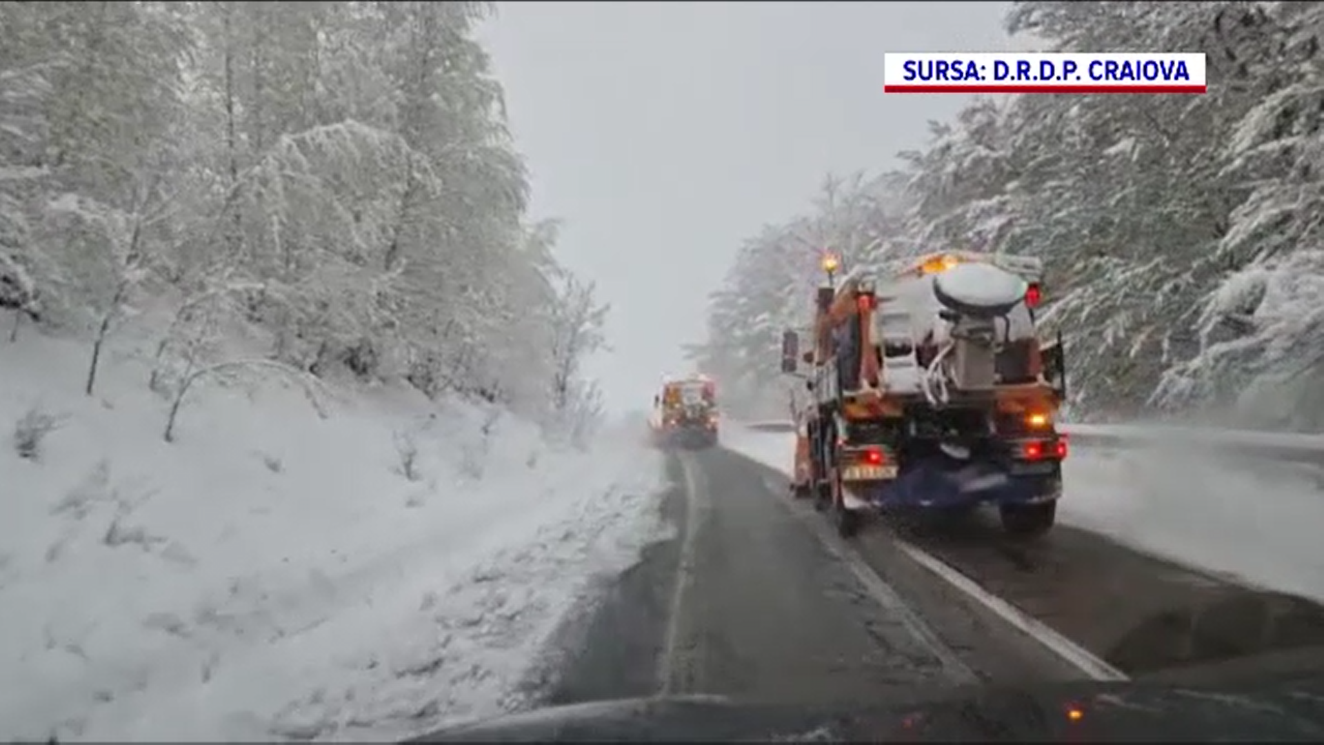 Ninsori ca în Ajunul Crăciunului, la munte. Stațiunea unde stratul de zăpadă atinge 30 de cm